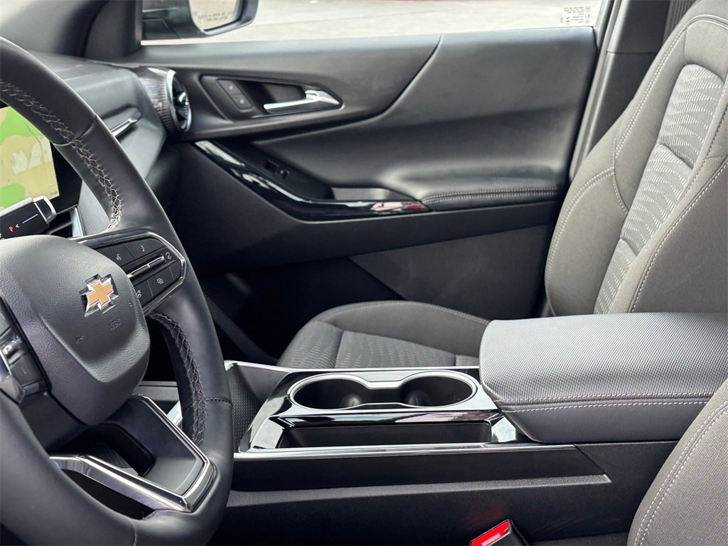 Certified 2025 Chevrolet Equinox LT image 12