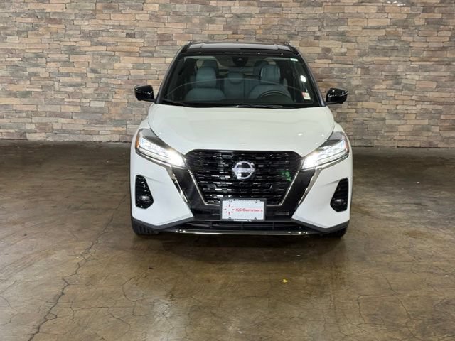Used 2023 Nissan Kicks SR w/ SR Premium Package FWD image 33