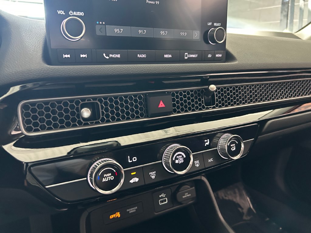 Used 2024 Honda Civic LX image 26
