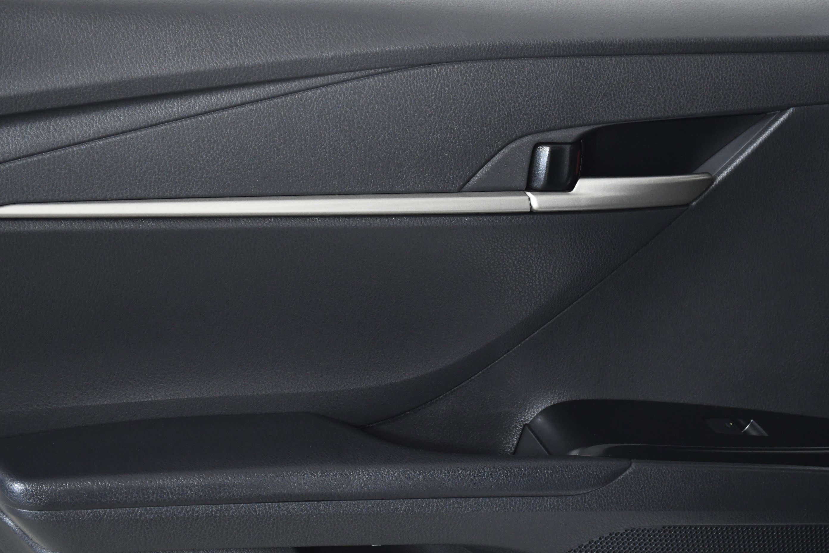 Used 2025 Toyota Camry LE image 23