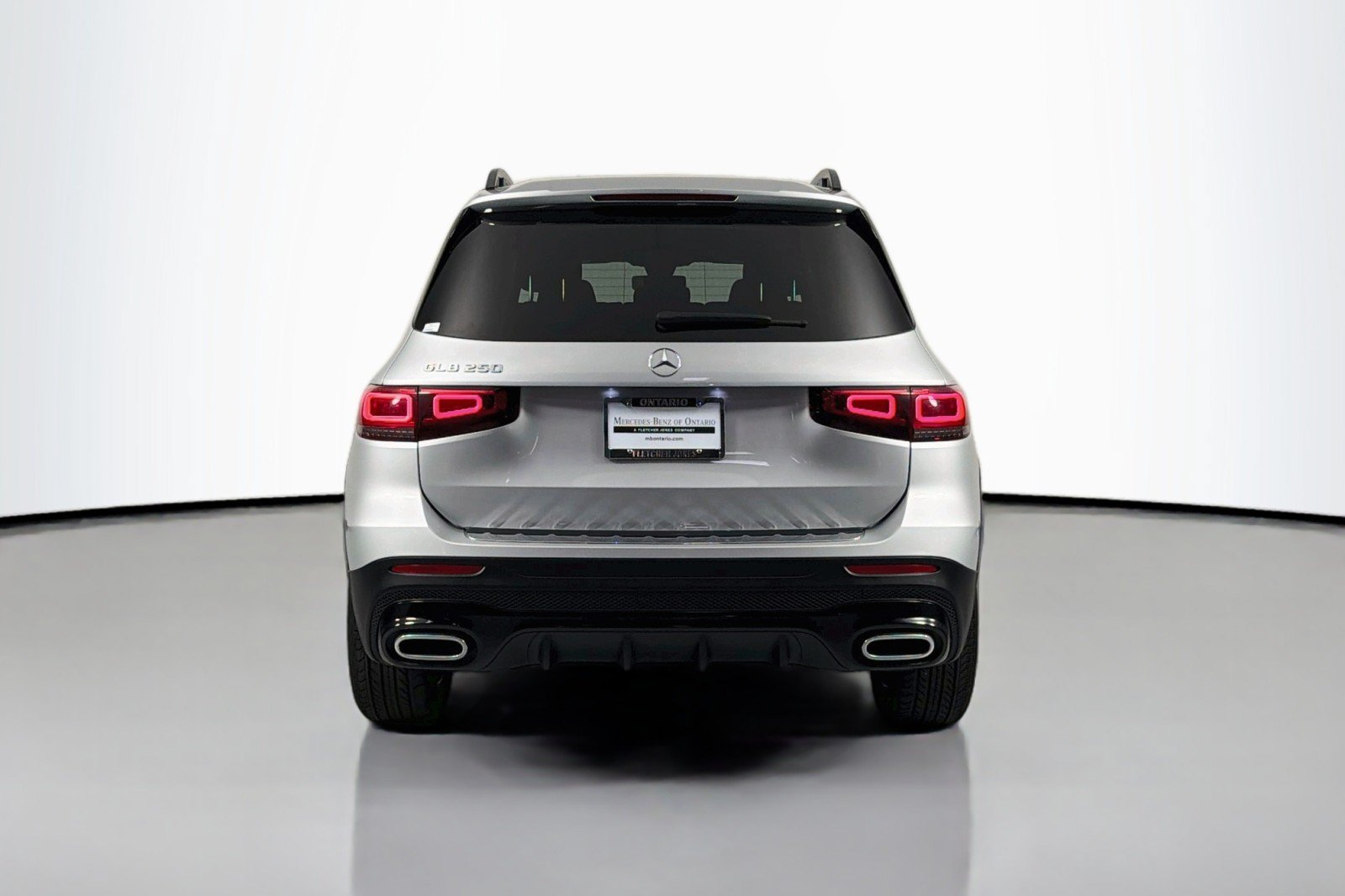 Used 2022 Mercedes-Benz GLB 250 image 3