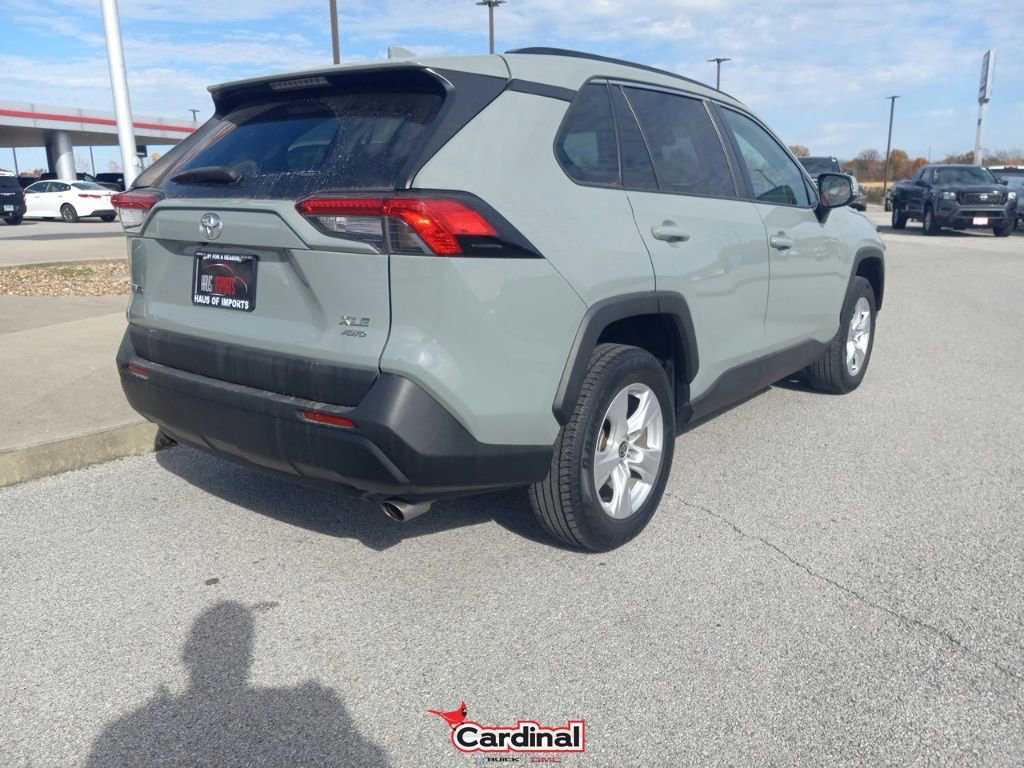 Used 2021 Toyota RAV4 XLE image 6