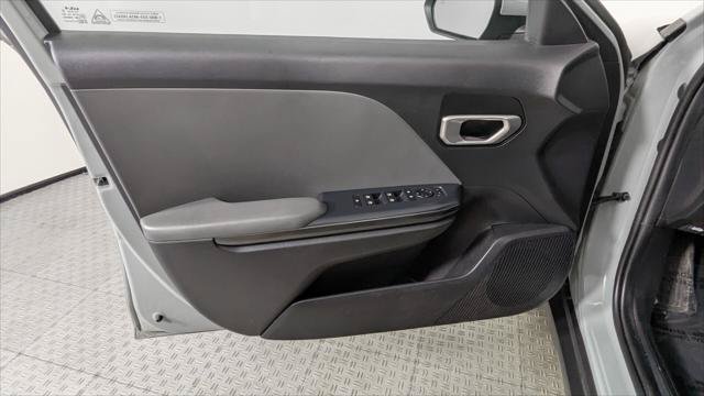 Used 2025 Kia K4 FWD image 13