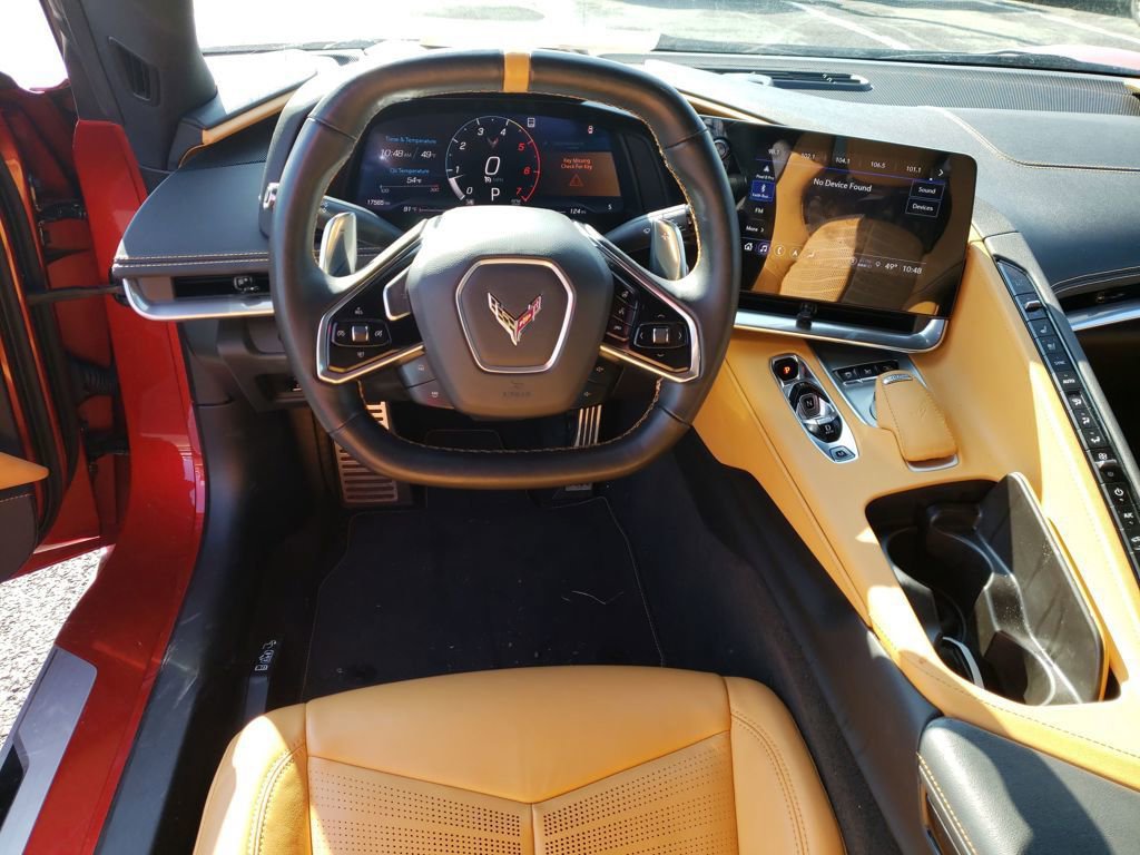 Used 2021 Chevrolet Corvette Stingray Preferred Cpe w/ Body-Color Dual Roof Package image 14