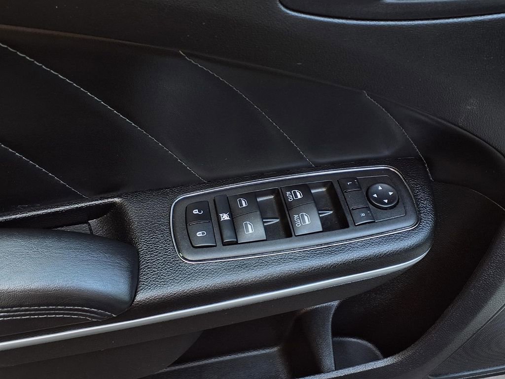 Used 2023 Dodge Charger Scat Pack w/ Plus Group RWD image 17