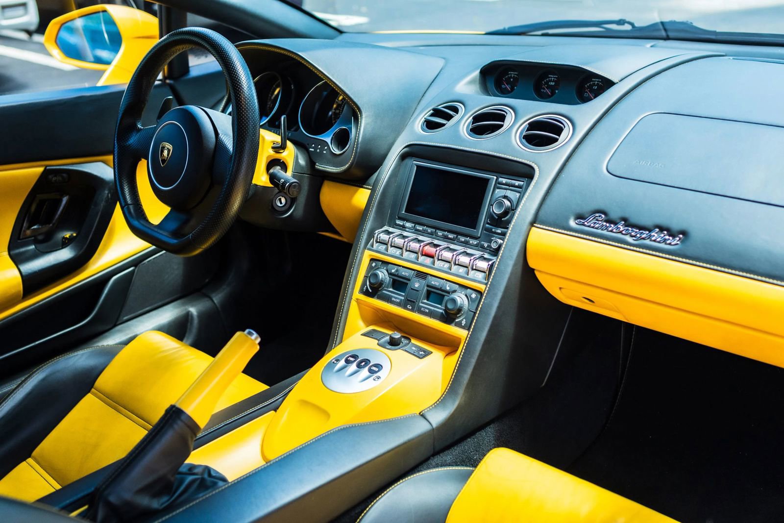 Used 2013 Lamborghini Gallardo LP 550-2 RWD image 24