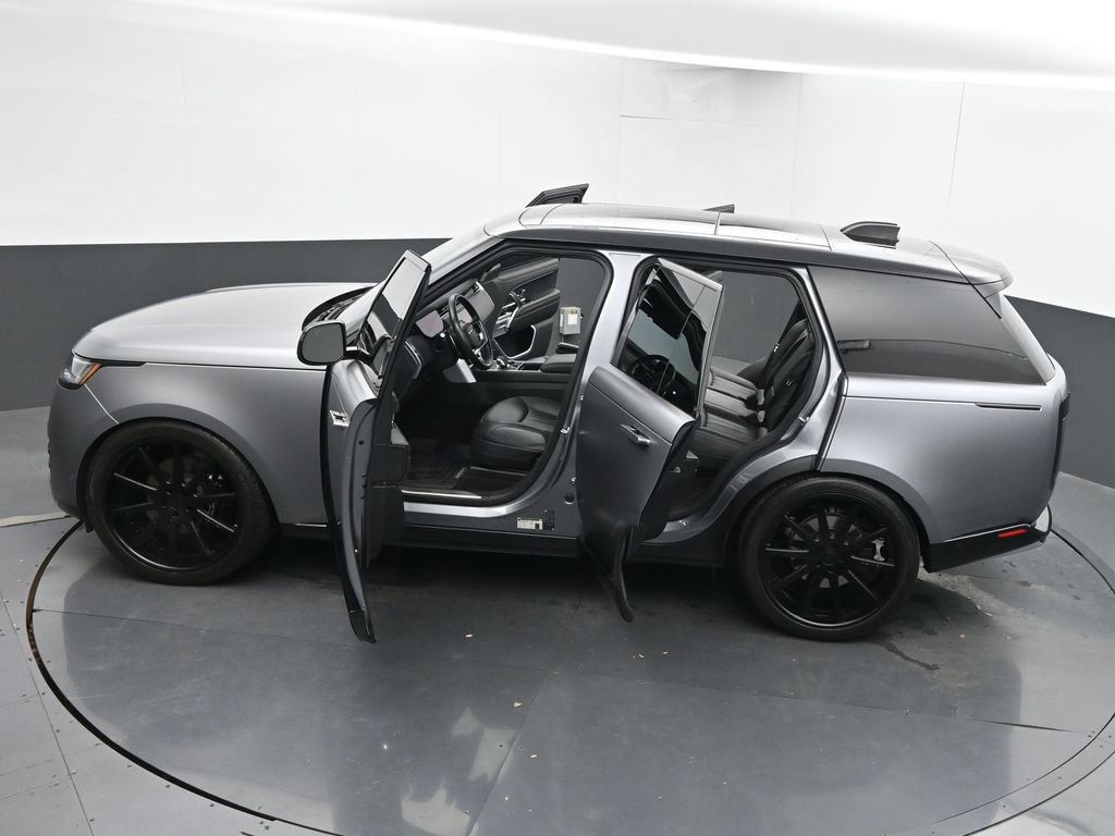 Used 2023 Land Rover Range Rover SE image 60