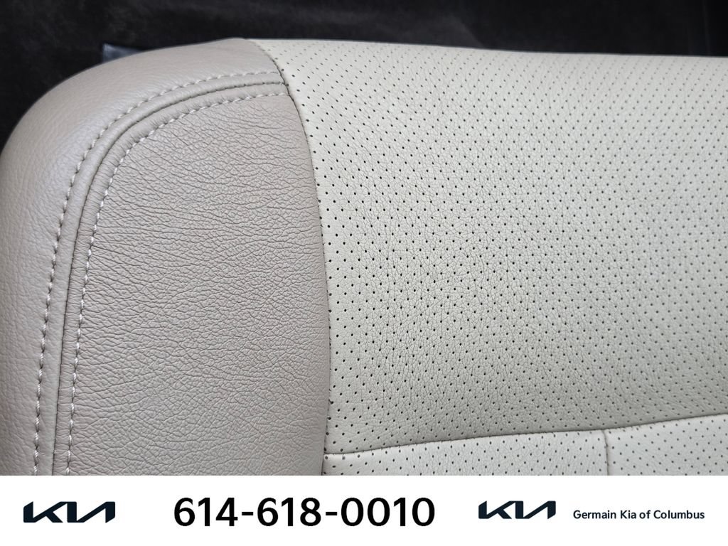 Used 2014 Ford F150 XLT w/ Equipment Group 302A Luxury RWD image 27