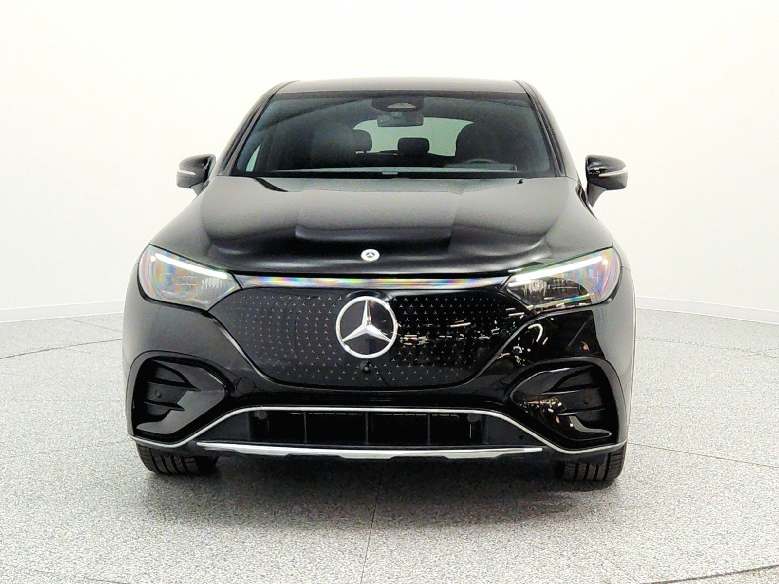 Used 2023 Mercedes-Benz EQE 500 4MATIC SUV image 2