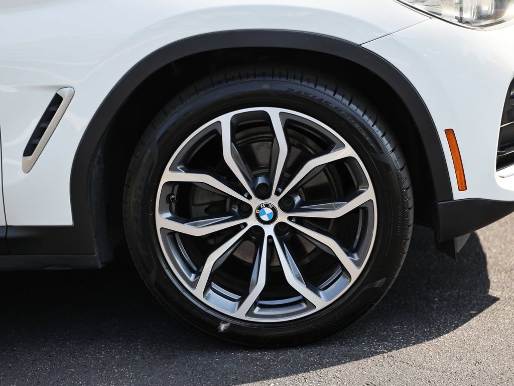 Used 2020 BMW X4 xDrive30i w/ Premium Package AWD/4WD image 5