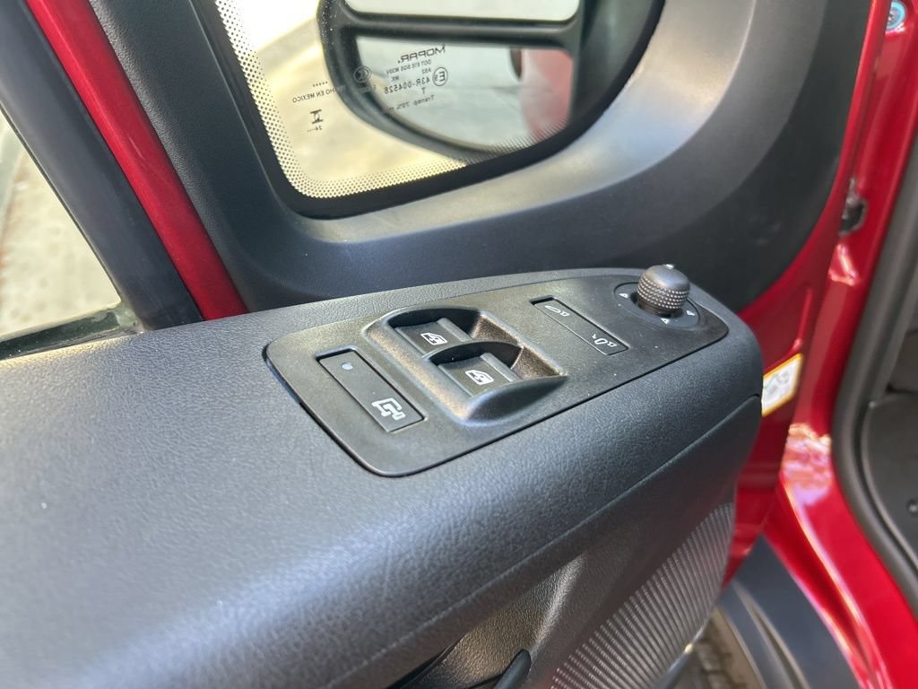 New 2026 RAM ProMaster 2500 w/ Premium Convenience Group FWD image 37