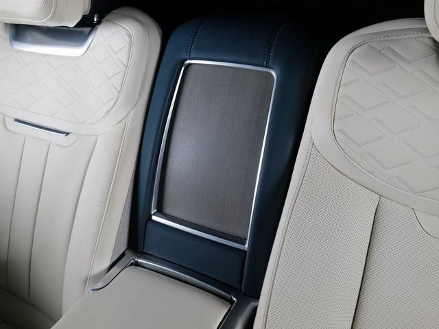 Certified 2024 Land Rover Range Rover SV AWD/4WD image 24