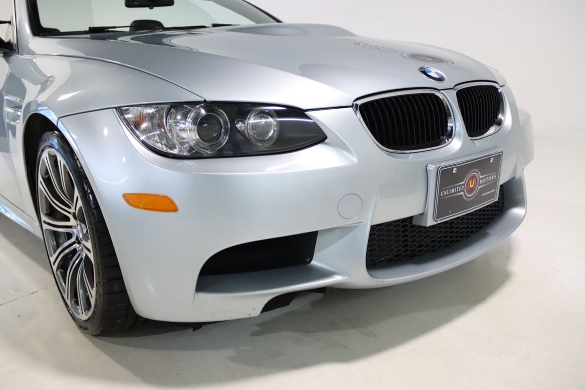 Used 2011 BMW M3 Convertible RWD image 29