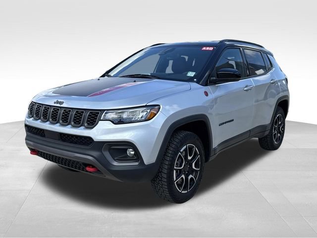 Used 2025 Jeep Compass Trailhawk w/ Trailer Tow Group image 4