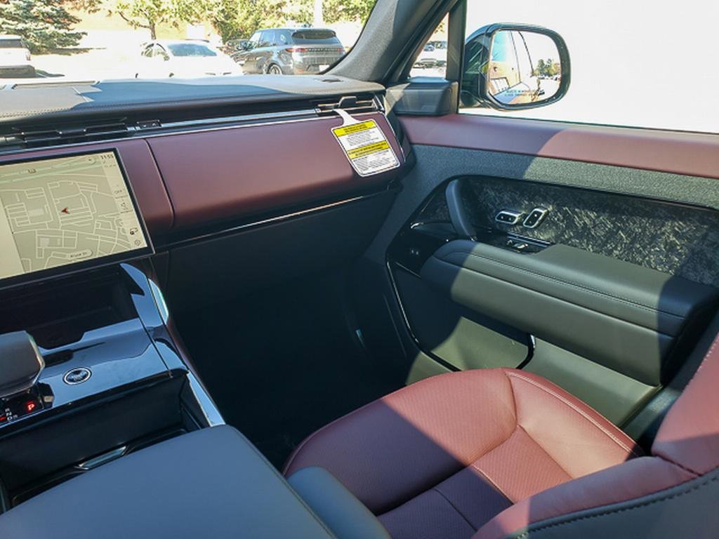 New 2025 Land Rover Range Rover Sport Dynamic SE image 22