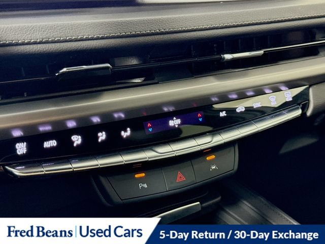 Used 2025 Cadillac XT4 Premium Luxury AWD/4WD image 23