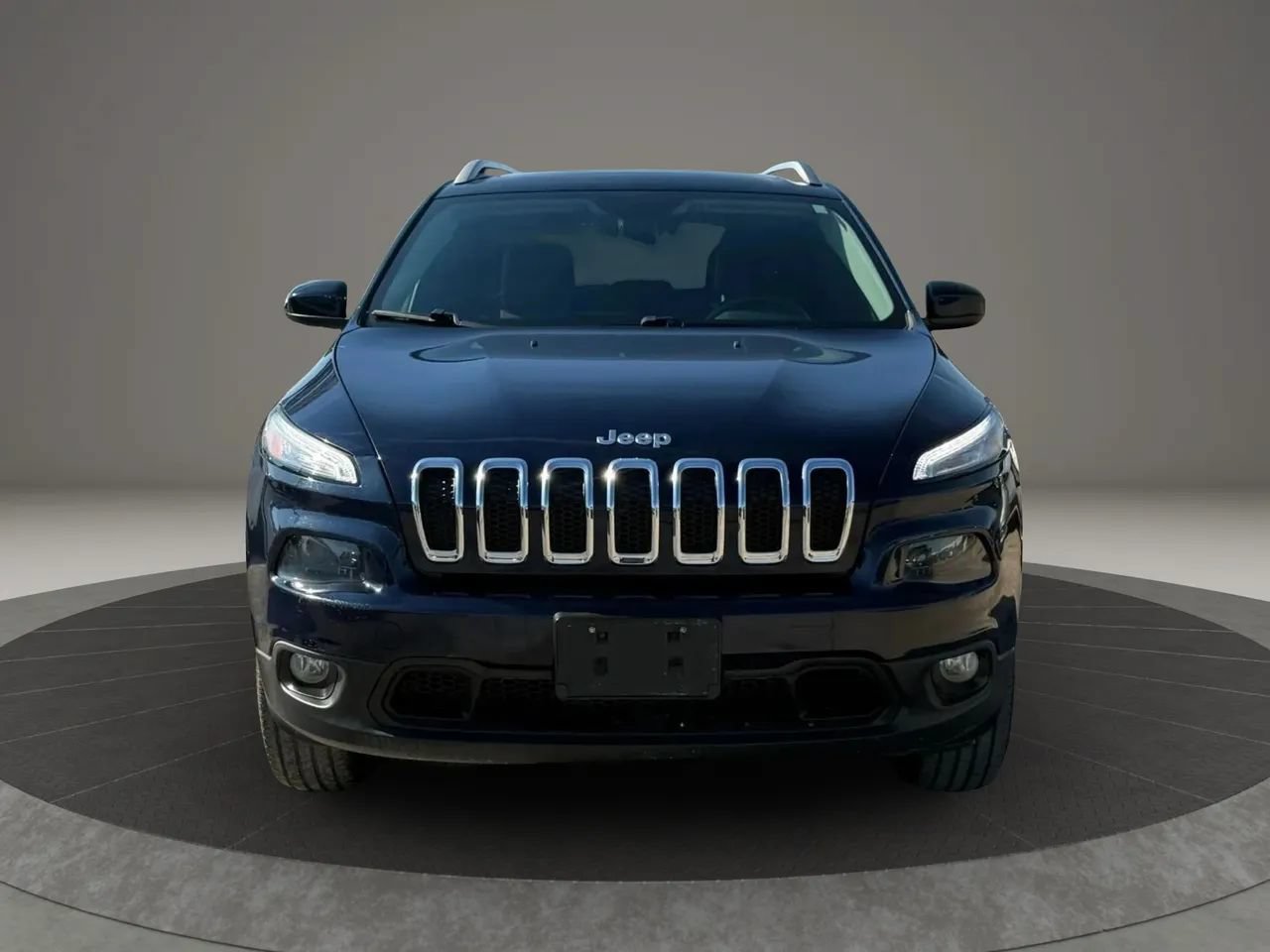 Used 2014 Jeep Cherokee Latitude w/ Comfort/Convenience Group AWD/4WD image 4