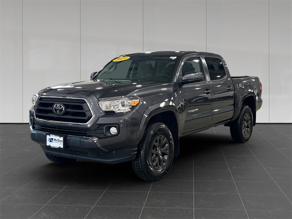 Used 2021 Toyota Tacoma SR5 video 1