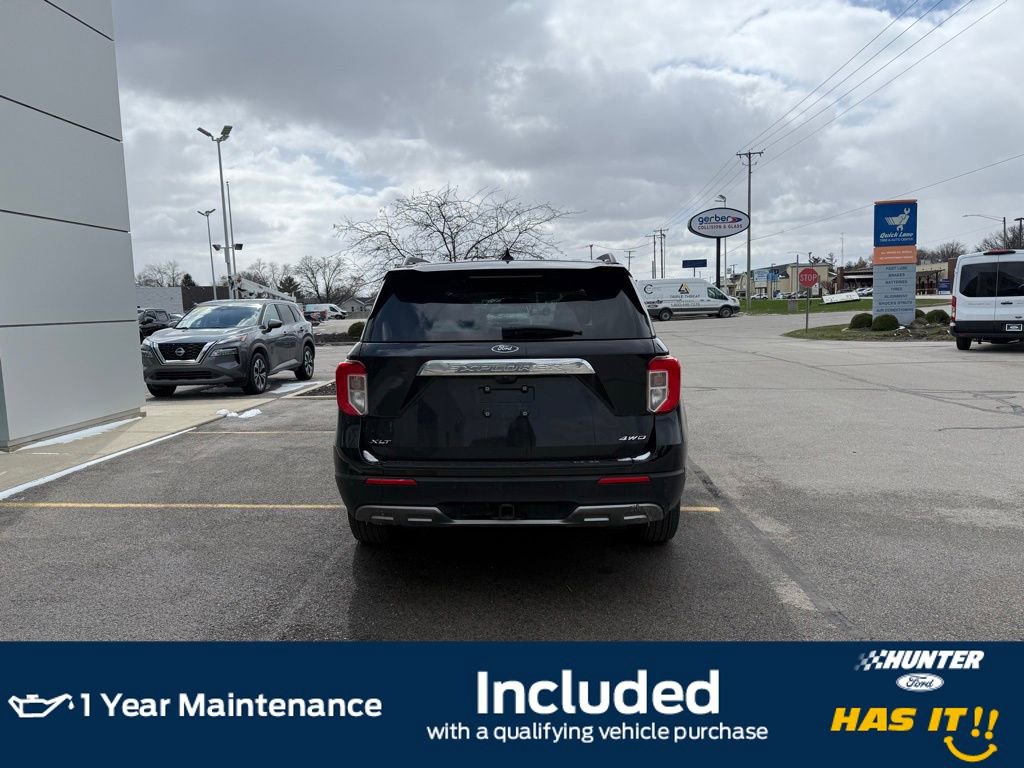 Used 2023 Ford Explorer XLT w/ Equipment Group 202A image 8