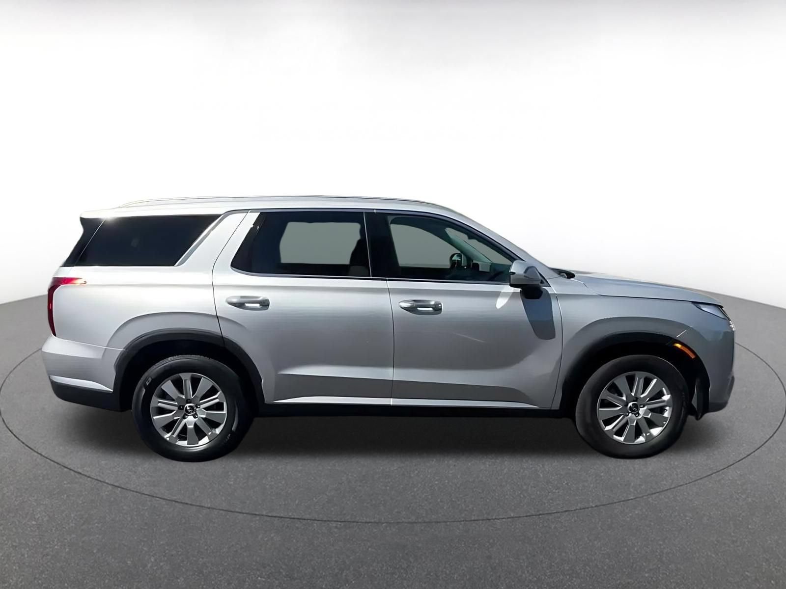 Used 2025 Hyundai Palisade SEL FWD image 15