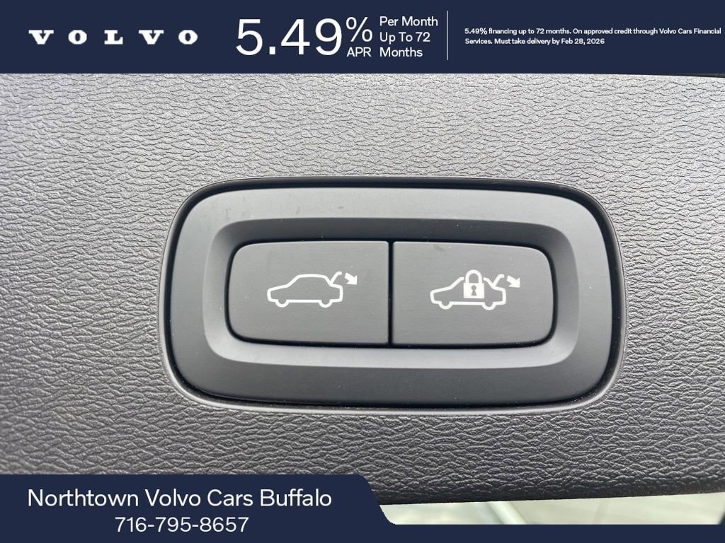 Certified 2025 Volvo V60 B5 Cross Country Ultra image 6