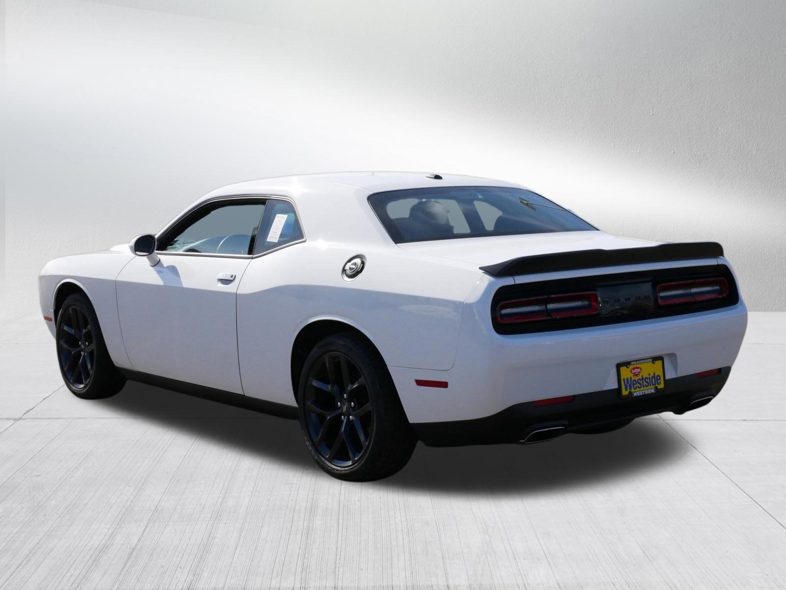 Used 2022 Dodge Challenger SXT w/ Blacktop Package image 5