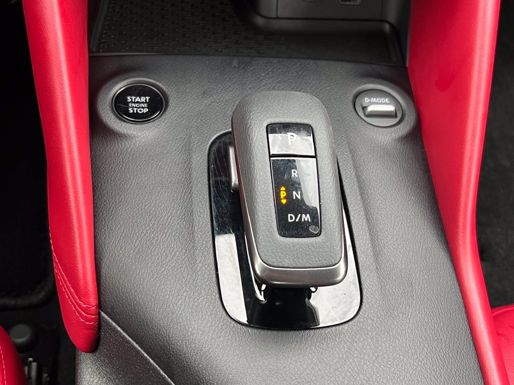 Used 2024 Nissan Z Performance w/ Floor Mat Package RWD image 27