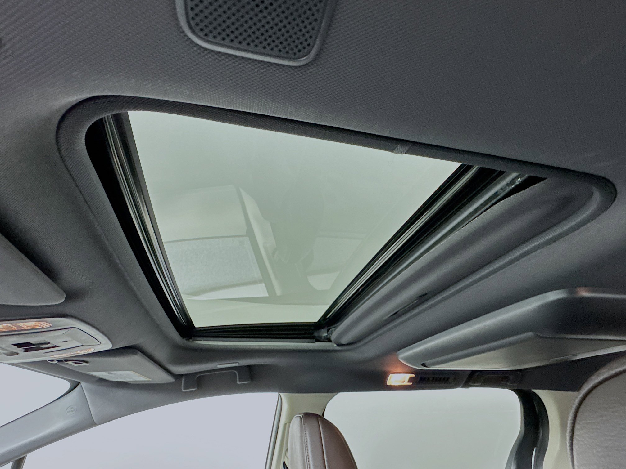 Used 2022 Toyota Sienna Platinum image 23