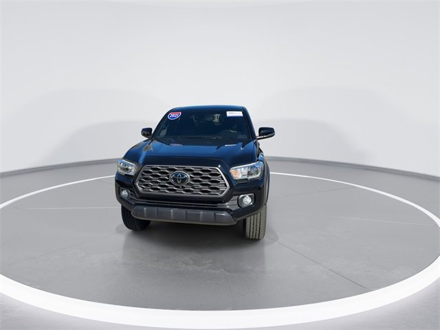 Used 2021 Toyota Tacoma TRD Off-Road image 2