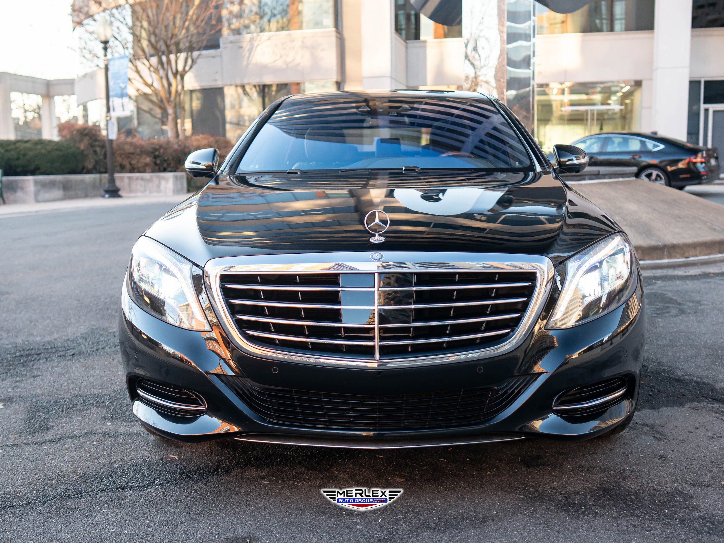 Used 2016 Mercedes-Benz S 550 4MATIC Sedan image 2