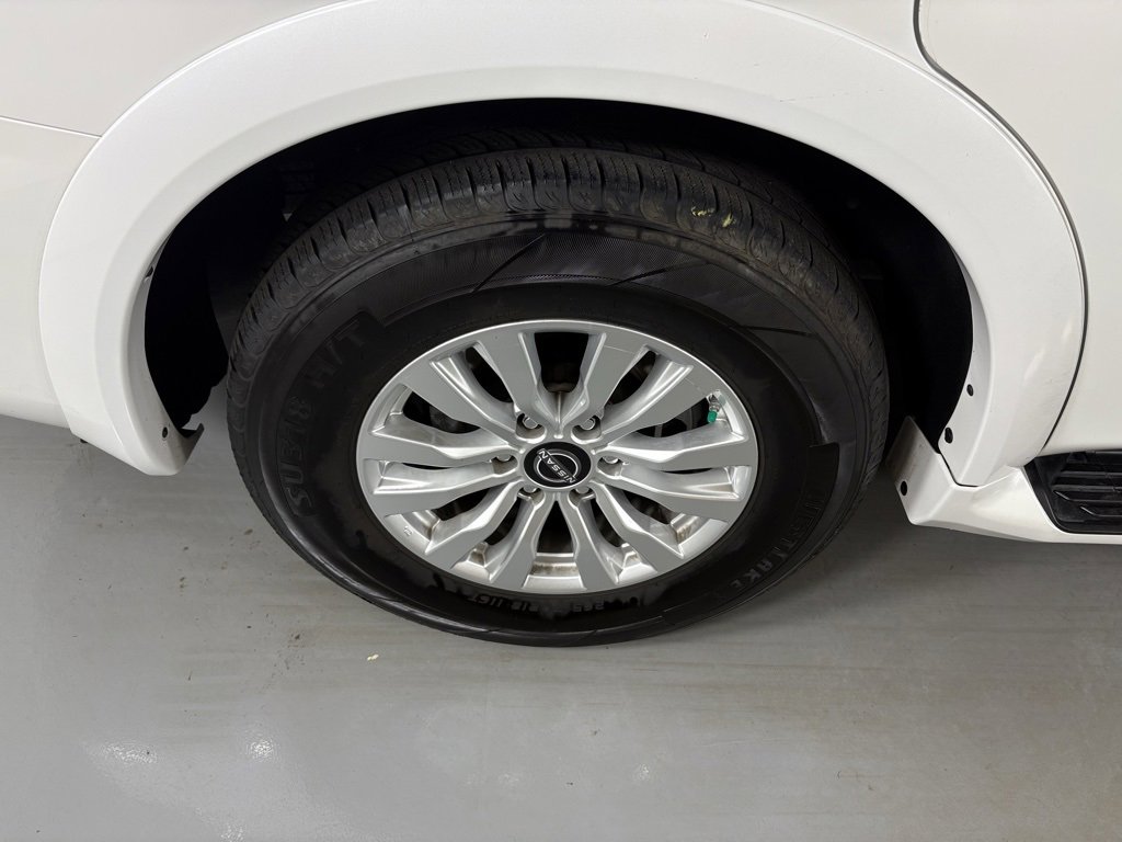 Used 2023 Nissan Armada SV image 10