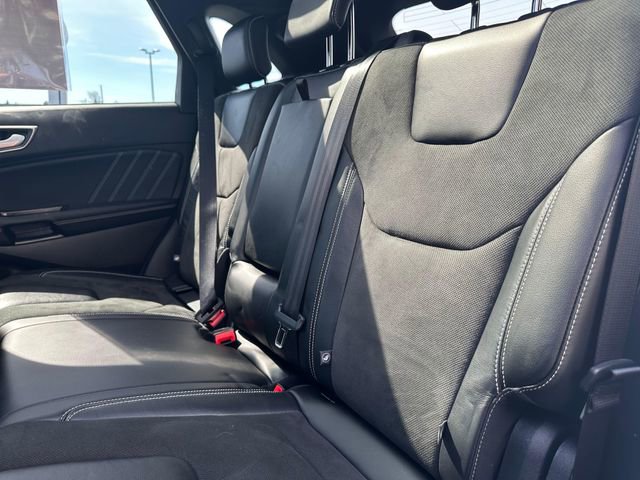 Used 2020 Ford Edge ST w/ Equipment Group 401A image 21
