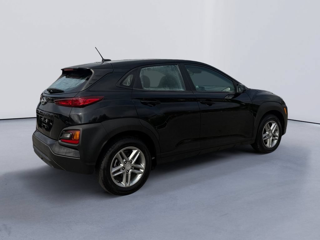 Used 2021 Hyundai Kona SE FWD image 3