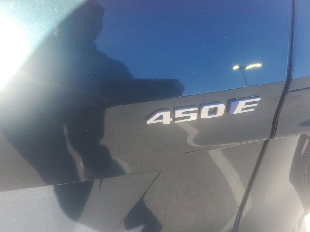 Used 2024 Cadillac Lyriq Sport w/ LPO, Floor Liner Package image 6