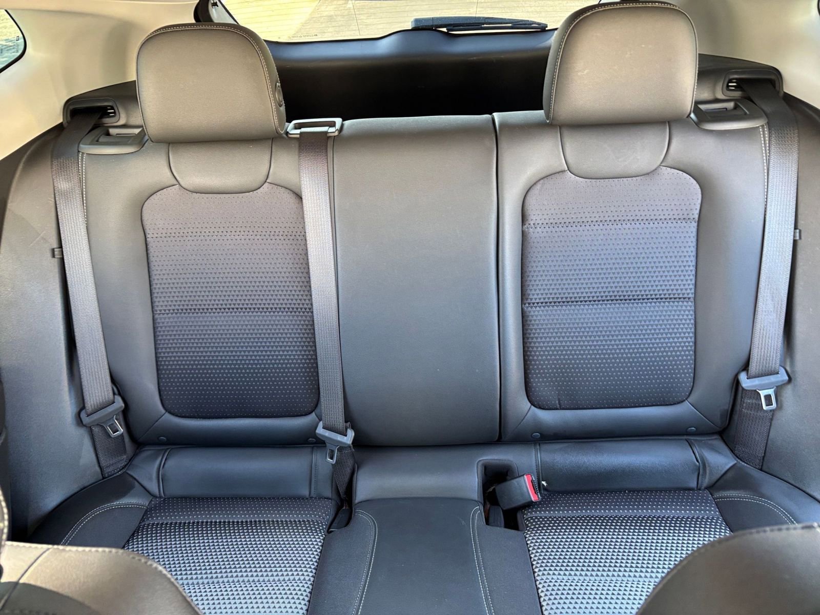 Used 2025 Chevrolet Trax LT image 32