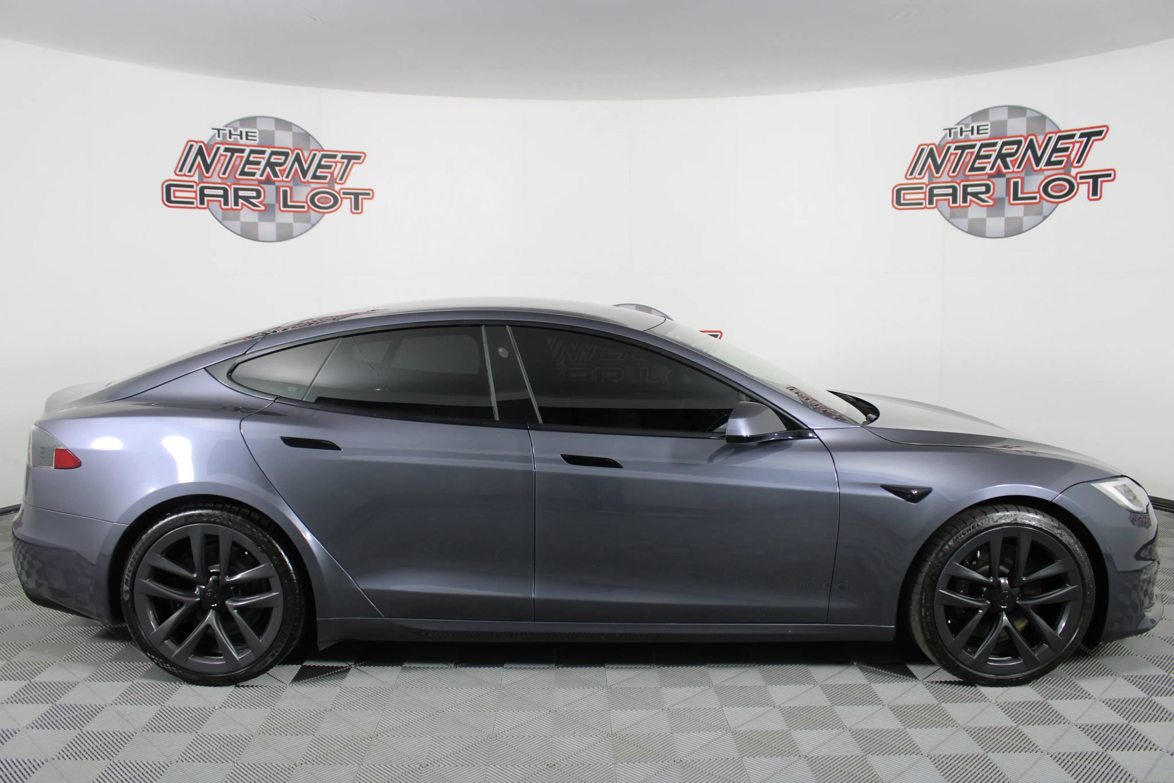 Used 2021 Tesla Model S Plaid AWD/4WD image 8