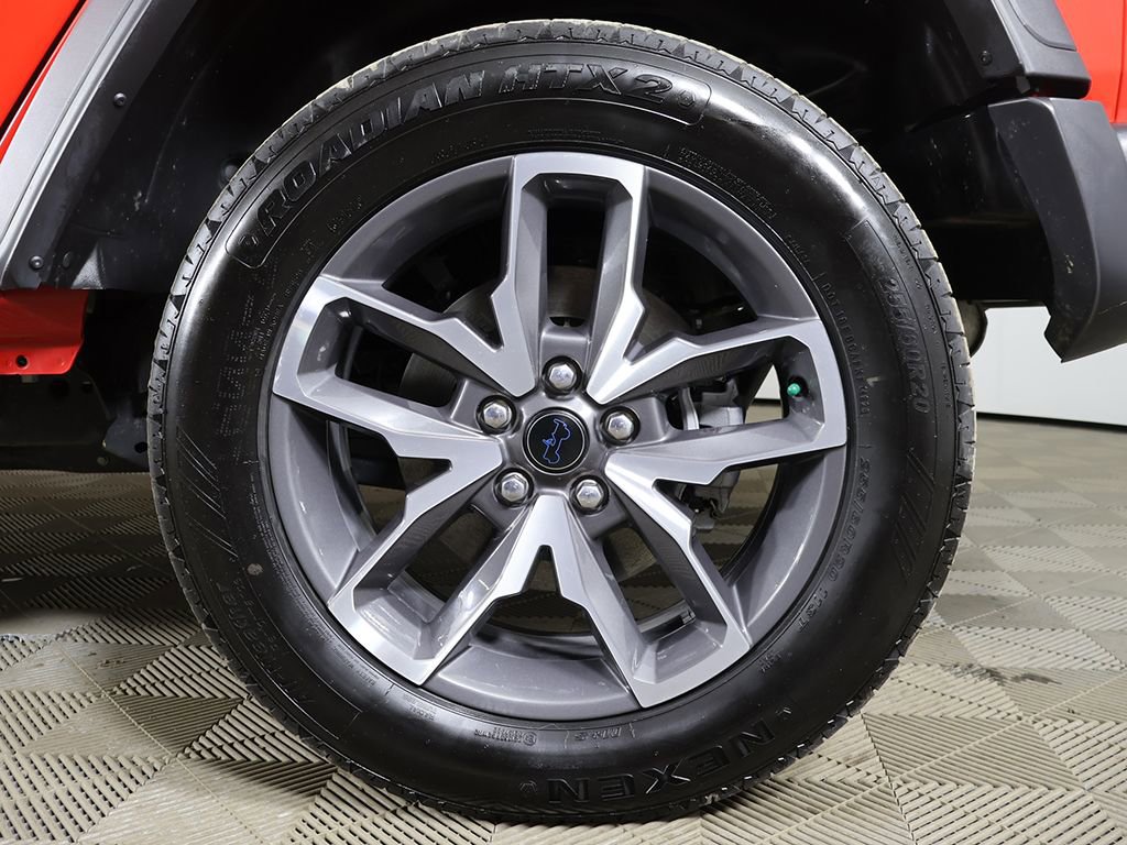 Used 2024 Jeep Wrangler Unlimited w/ LED Headlamp & Fog Lamp Group image 16