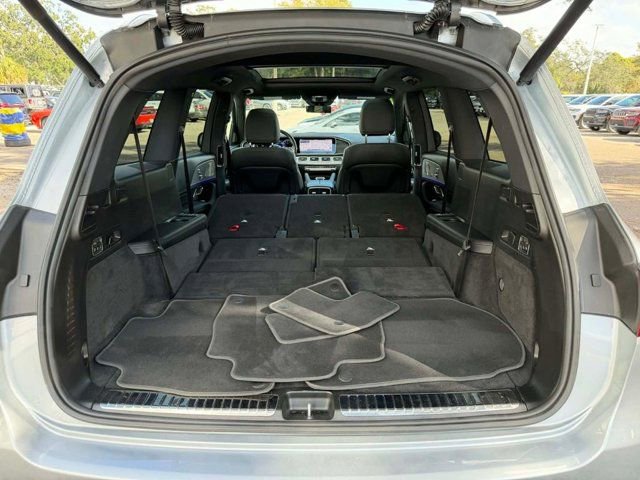Used 2024 Mercedes-Benz GLS 450 4MATIC image 39