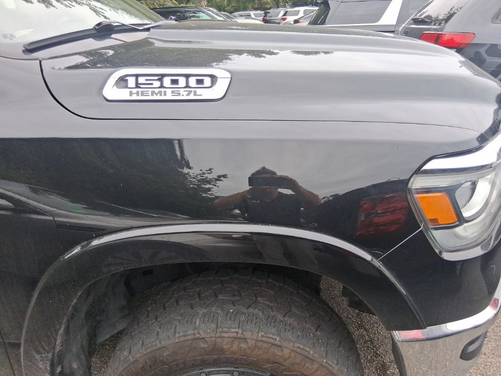 Used 2022 RAM 1500 Laramie AWD/4WD image 4