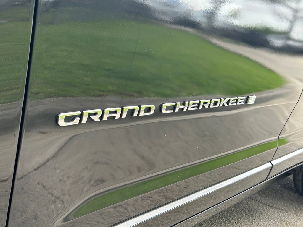 Used 2023 Jeep Grand Cherokee L Overland RWD image 38