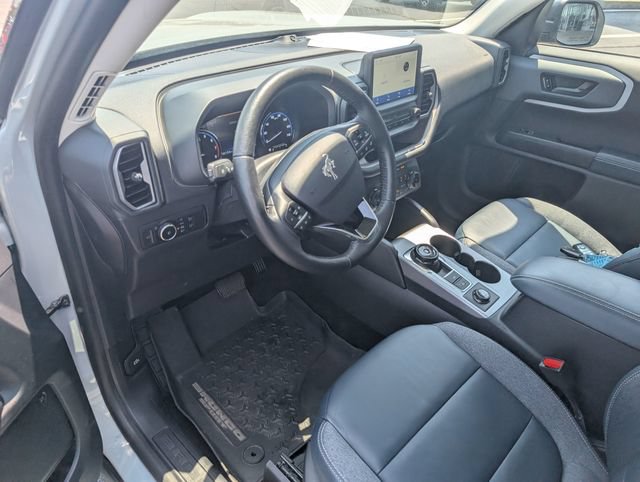 Used 2023 Ford Bronco Sport Outer Banks w/ Tech Package AWD/4WD image 13