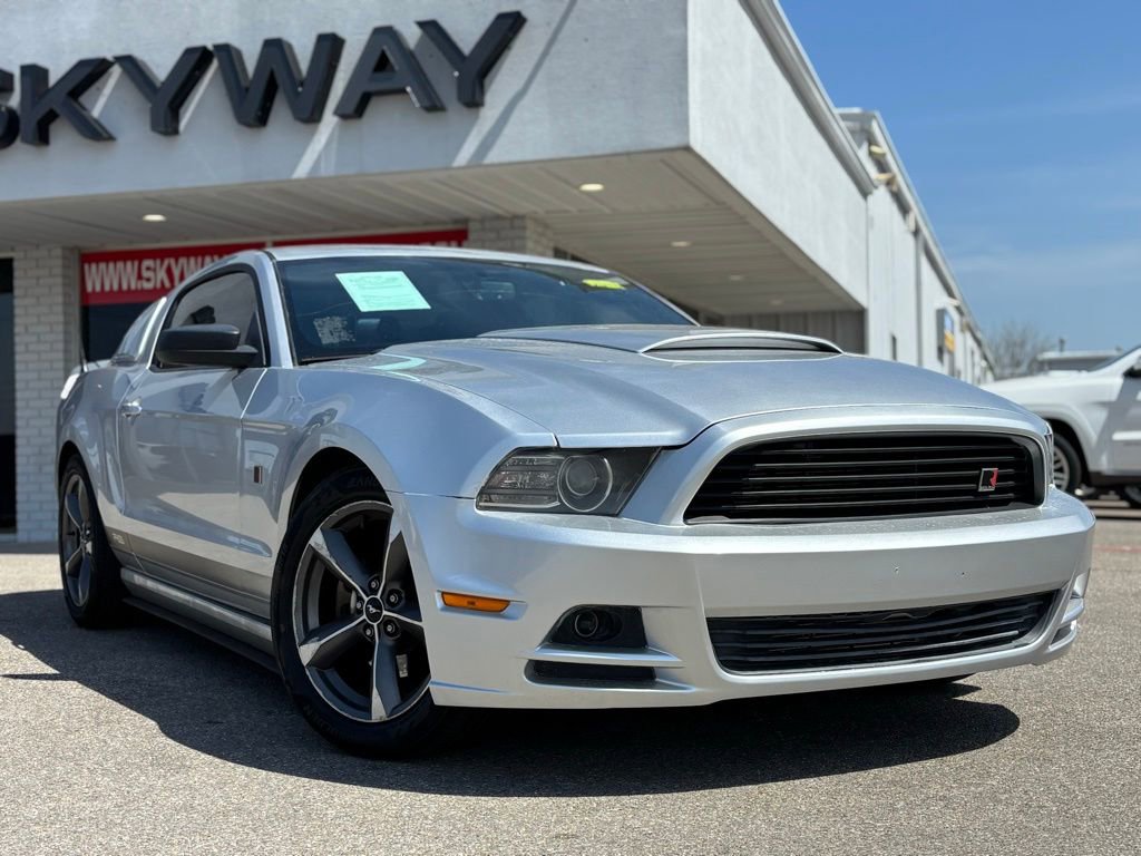 Used 2014 Ford Mustang Coupe w/ Equipment Group 102A RWD video 1