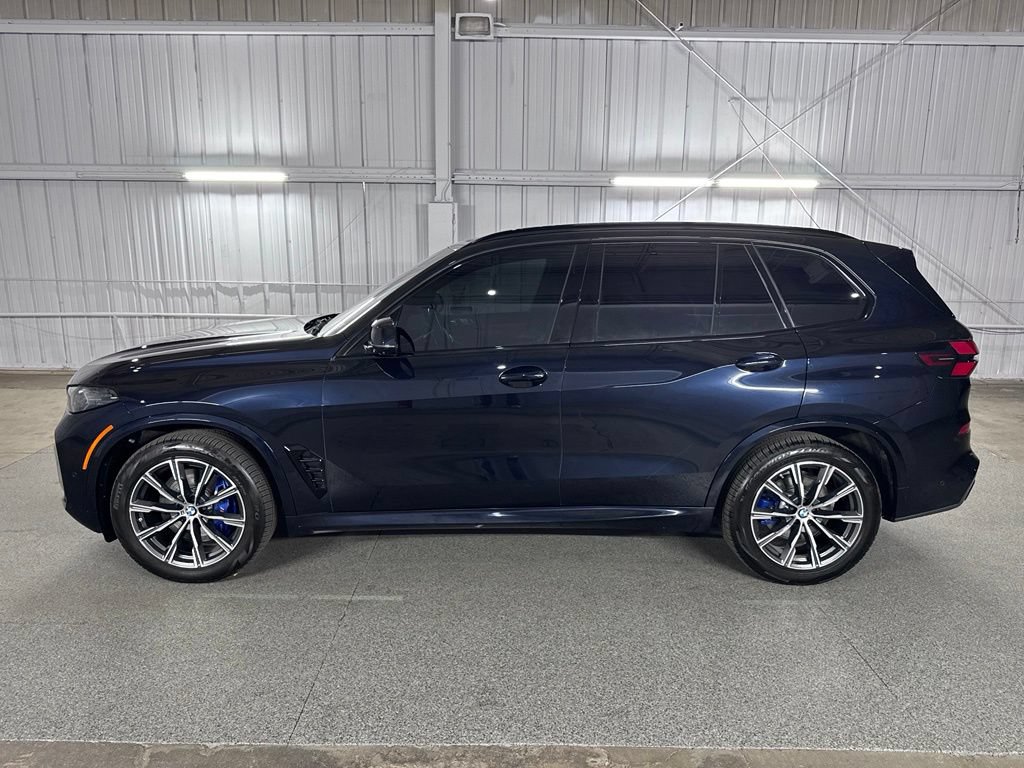 Used 2024 BMW X5 xDrive40i w/ M Sport Package AWD/4WD image 20