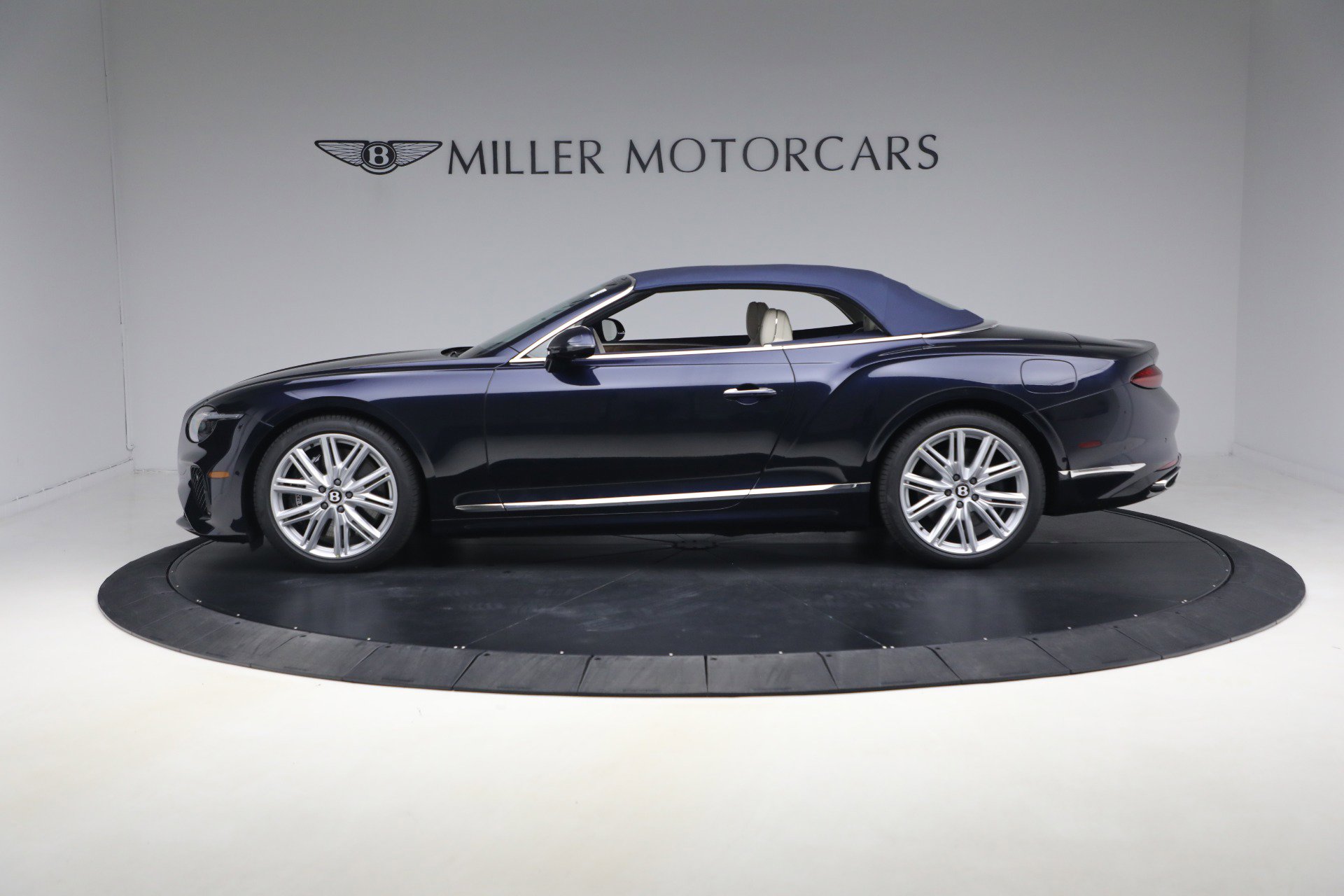 New 2026 Bentley Continental GTC AWD/4WD image 10