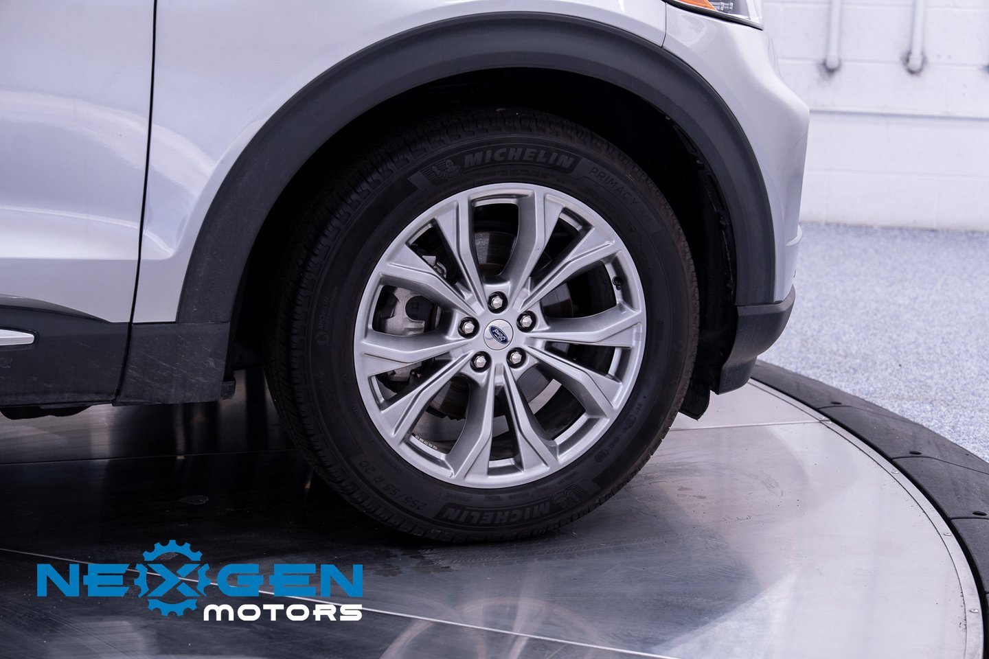 Used 2023 Ford Explorer Limited image 58