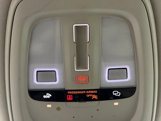 Used 2023 Volvo S60 B5 Plus image 22