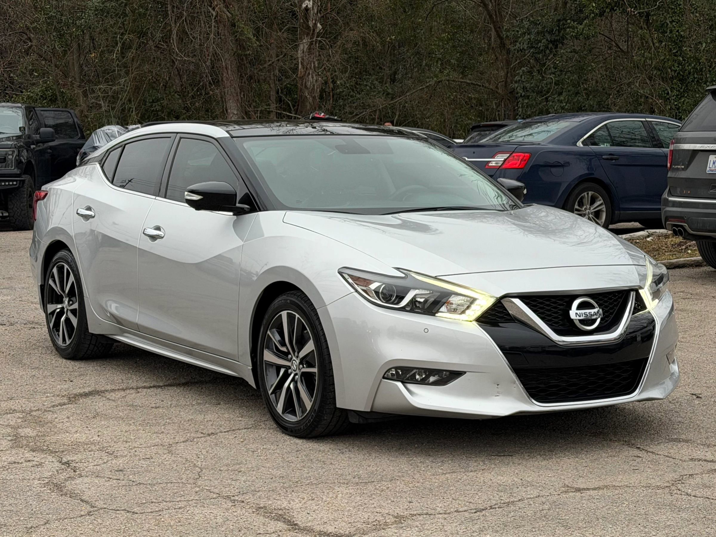 Used 2018 Nissan Maxima Platinum image 1