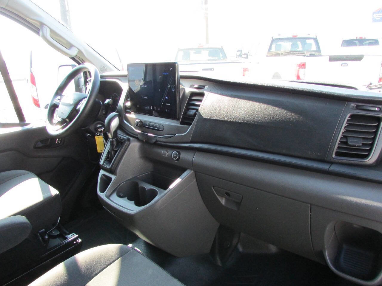 Used 2022 Ford Transit 350 XLT image 15