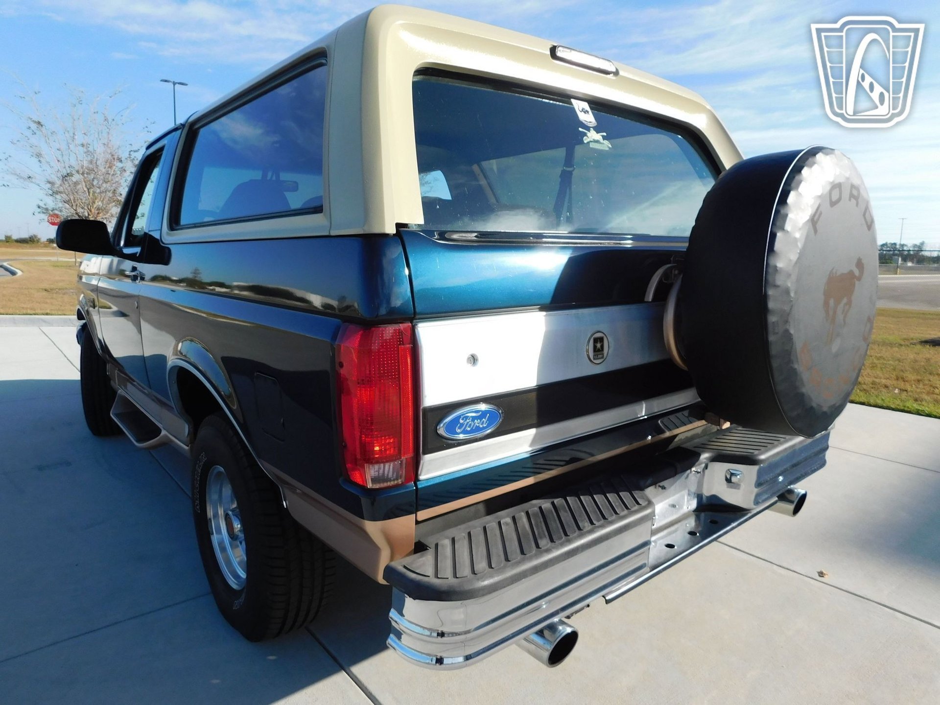 Used 1995 Ford Bronco XLT image 40