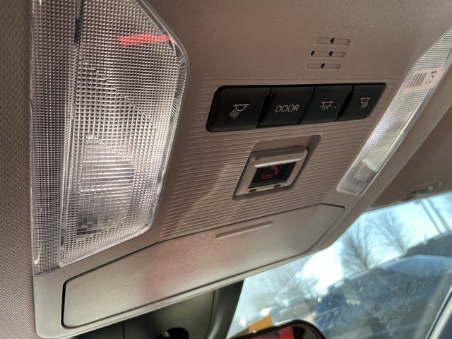 Used 2024 Toyota RAV4 LE image 17